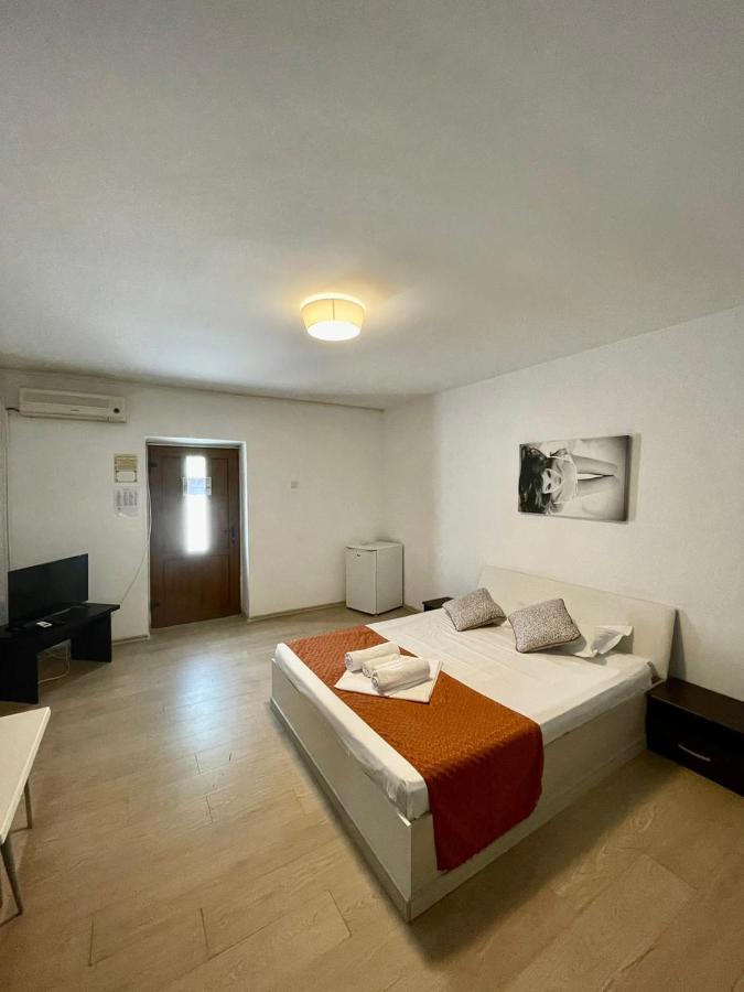 Hostel Cazino Nord Rooms Mamaja Zewnętrze zdjęcie