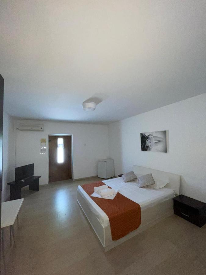Hostel Cazino Nord Rooms Mamaja Zewnętrze zdjęcie
