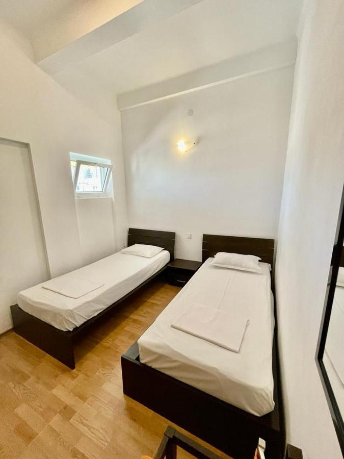 Hostel Cazino Nord Rooms Mamaja Zewnętrze zdjęcie
