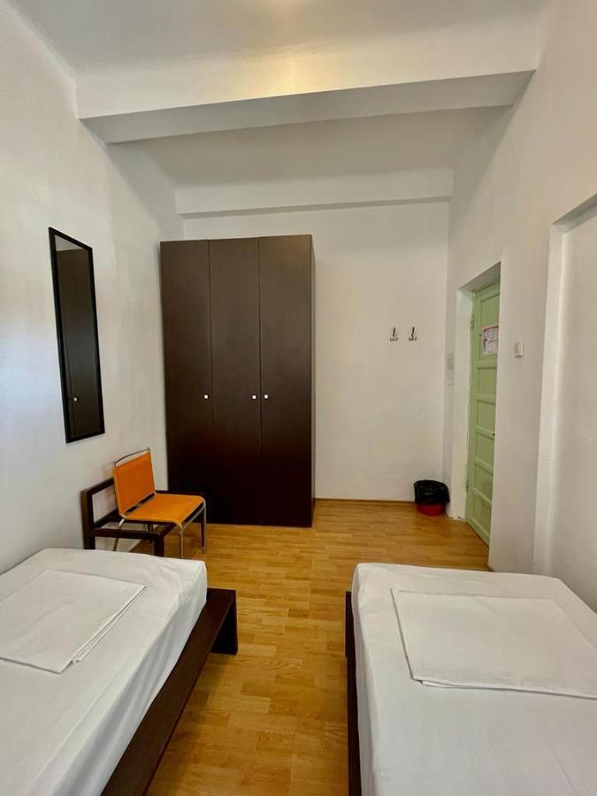 Hostel Cazino Nord Rooms Mamaja Zewnętrze zdjęcie