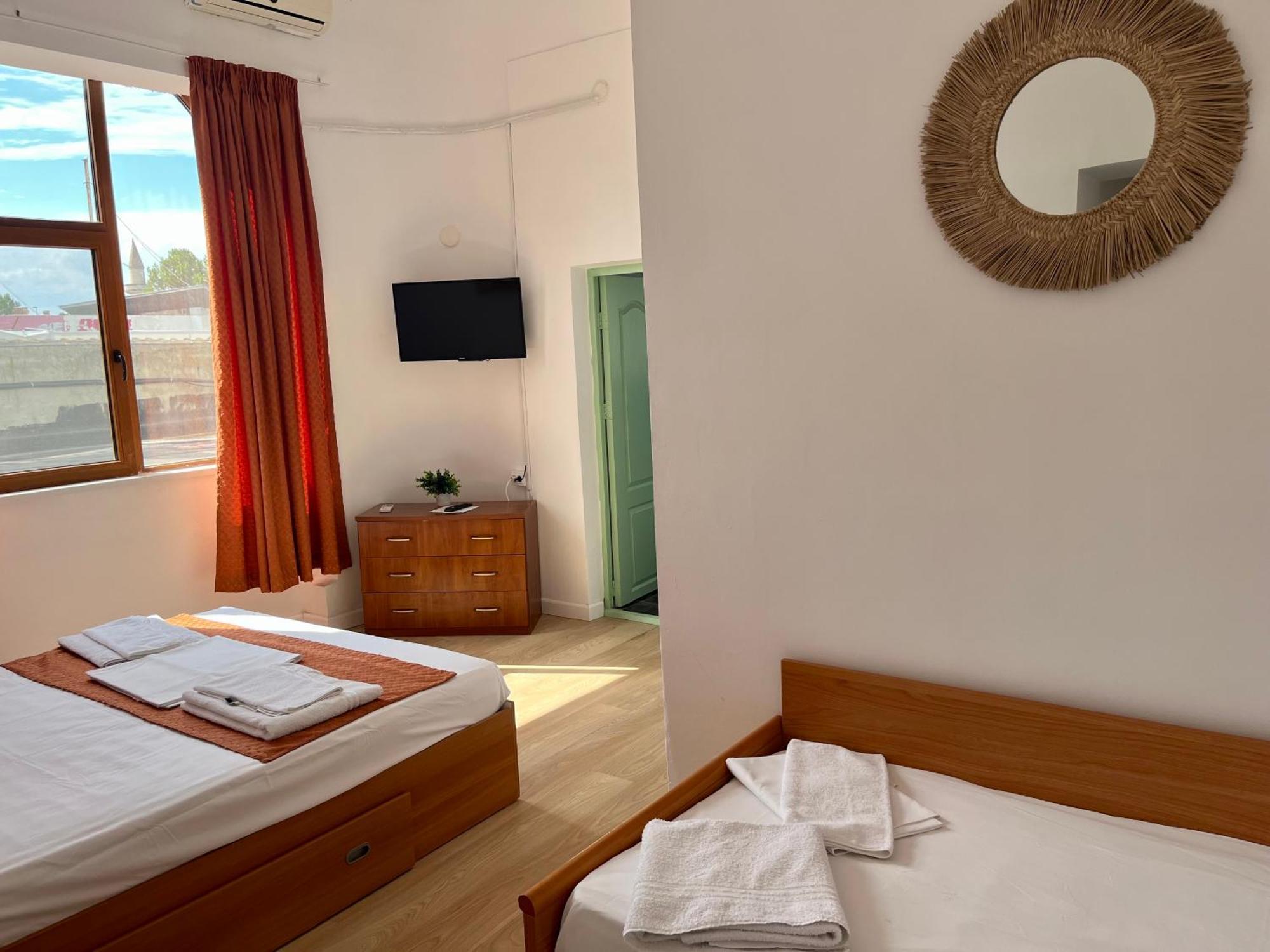 Hostel Cazino Nord Rooms Mamaja Zewnętrze zdjęcie