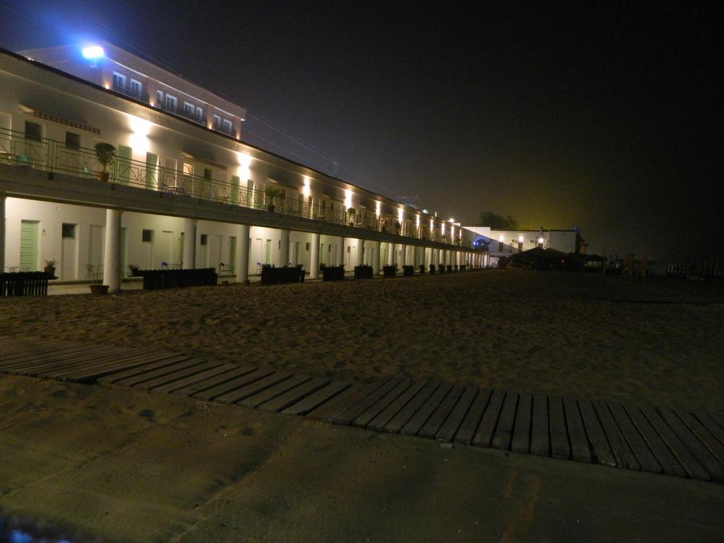 Hostel Cazino Nord Rooms Mamaja Zewnętrze zdjęcie